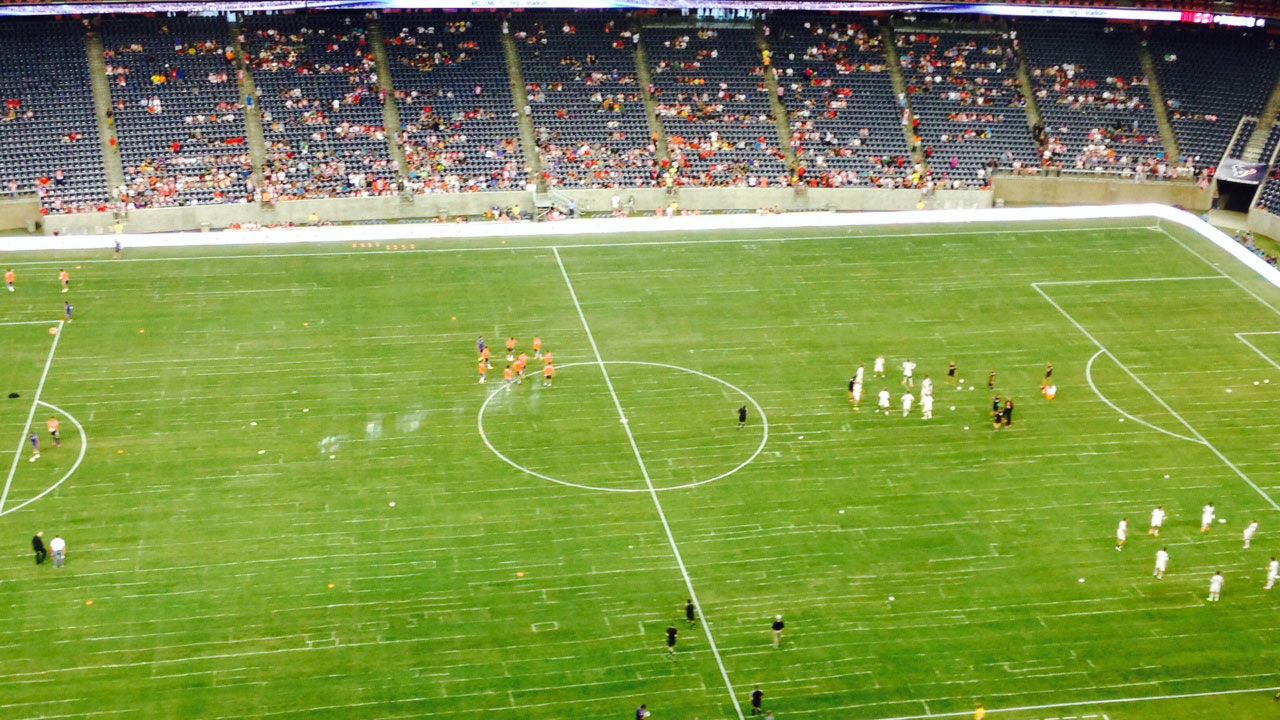 Chivas vs. Mil�n