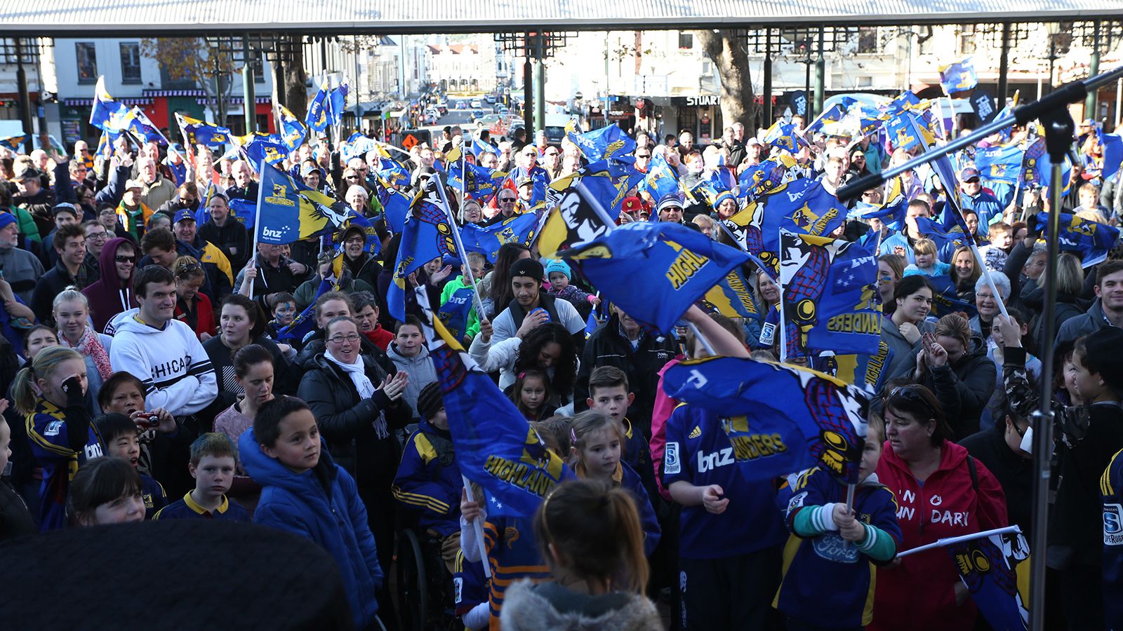 EL DESFILE DEL CAMPEN