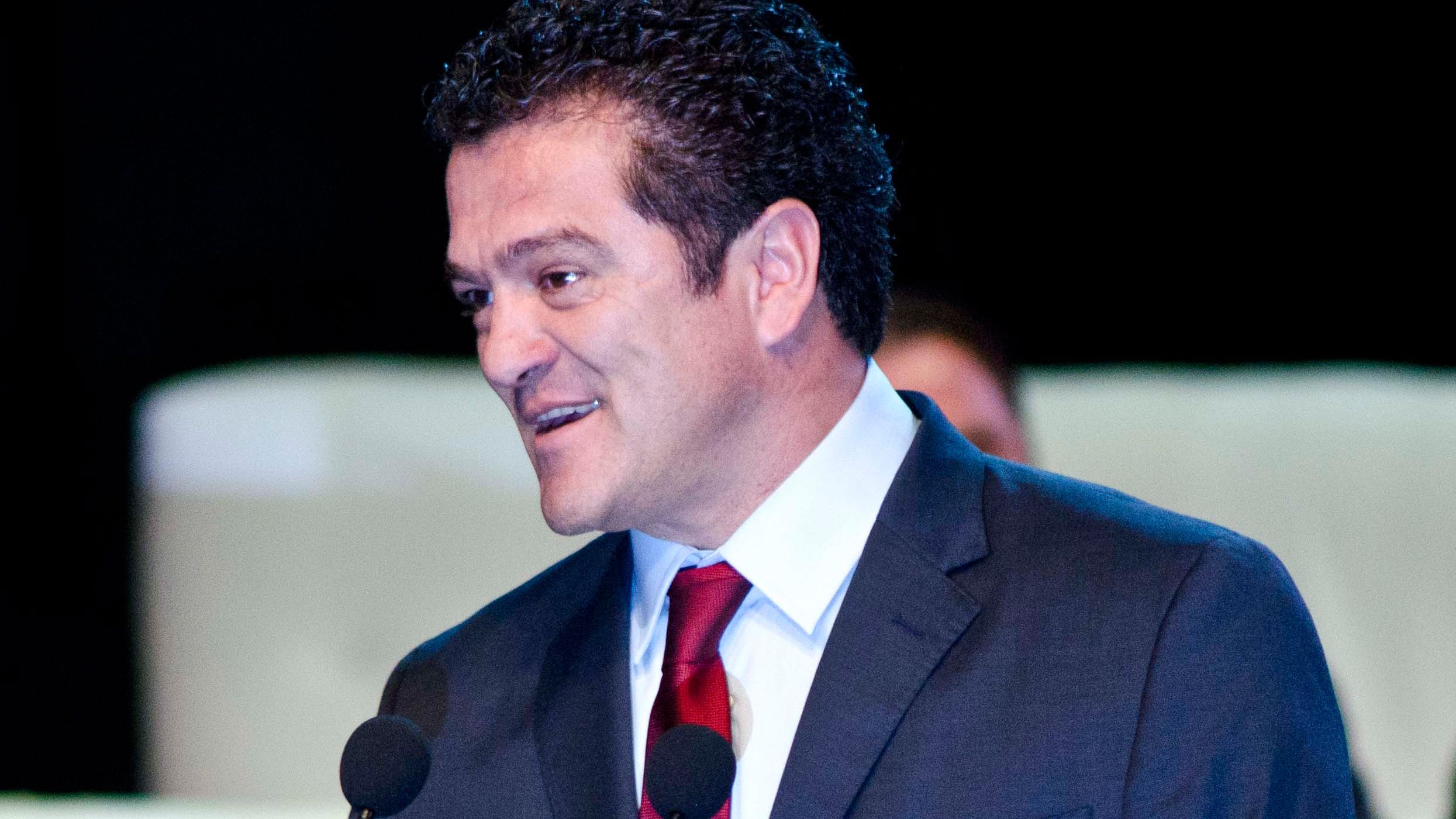 Hermosillo pide poner en su lugar a La Volpe