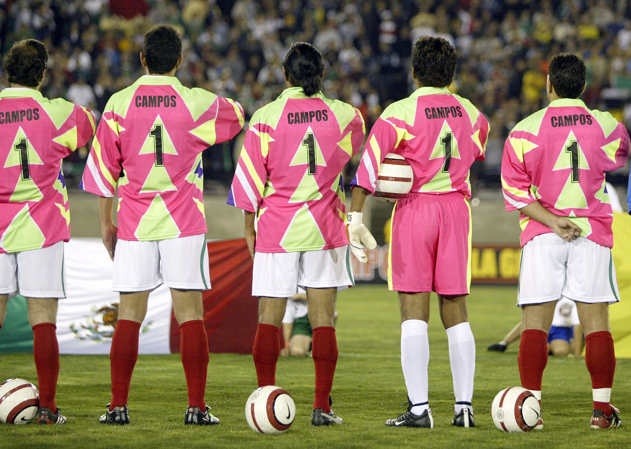 Uniformes de Jorge Campos