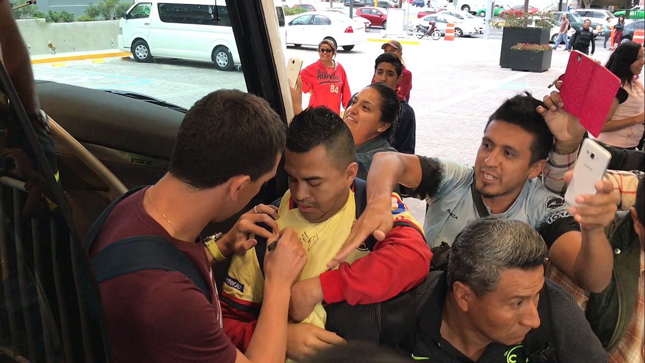Por fin la afición leonesa pudo acercarse al América