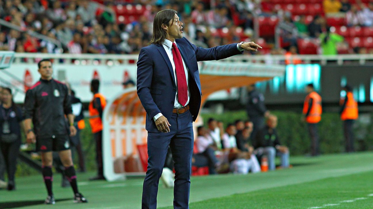 Soberbio gol de Chofis en Copa endeudó a Matías Almeyda