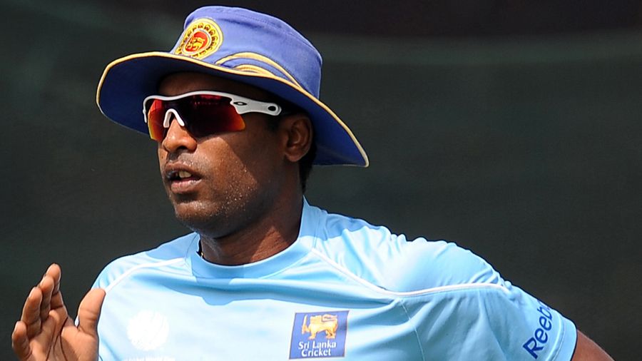 Watch: Ex-Sri Lanka Cricketer Chamara Silva Plays The Most Bizarre Shot 2 Watch: Ex-Sri Lanka Cricketer Chamara Silva Plays The Most Bizarre Shot 2