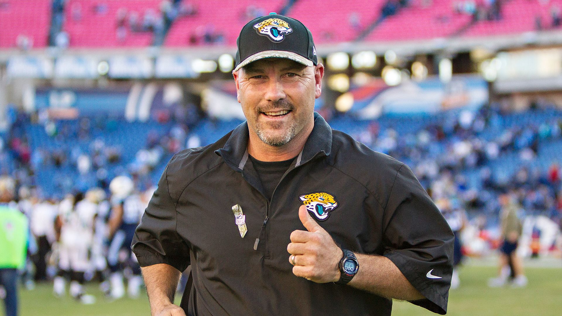 Jaguars will retain coach Bradley for '16 season