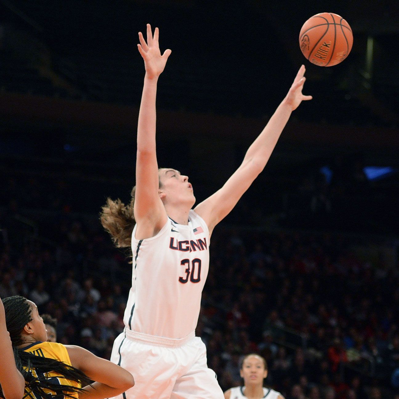 Women's college basketball Connecticut Huskies' Breanna Stewart