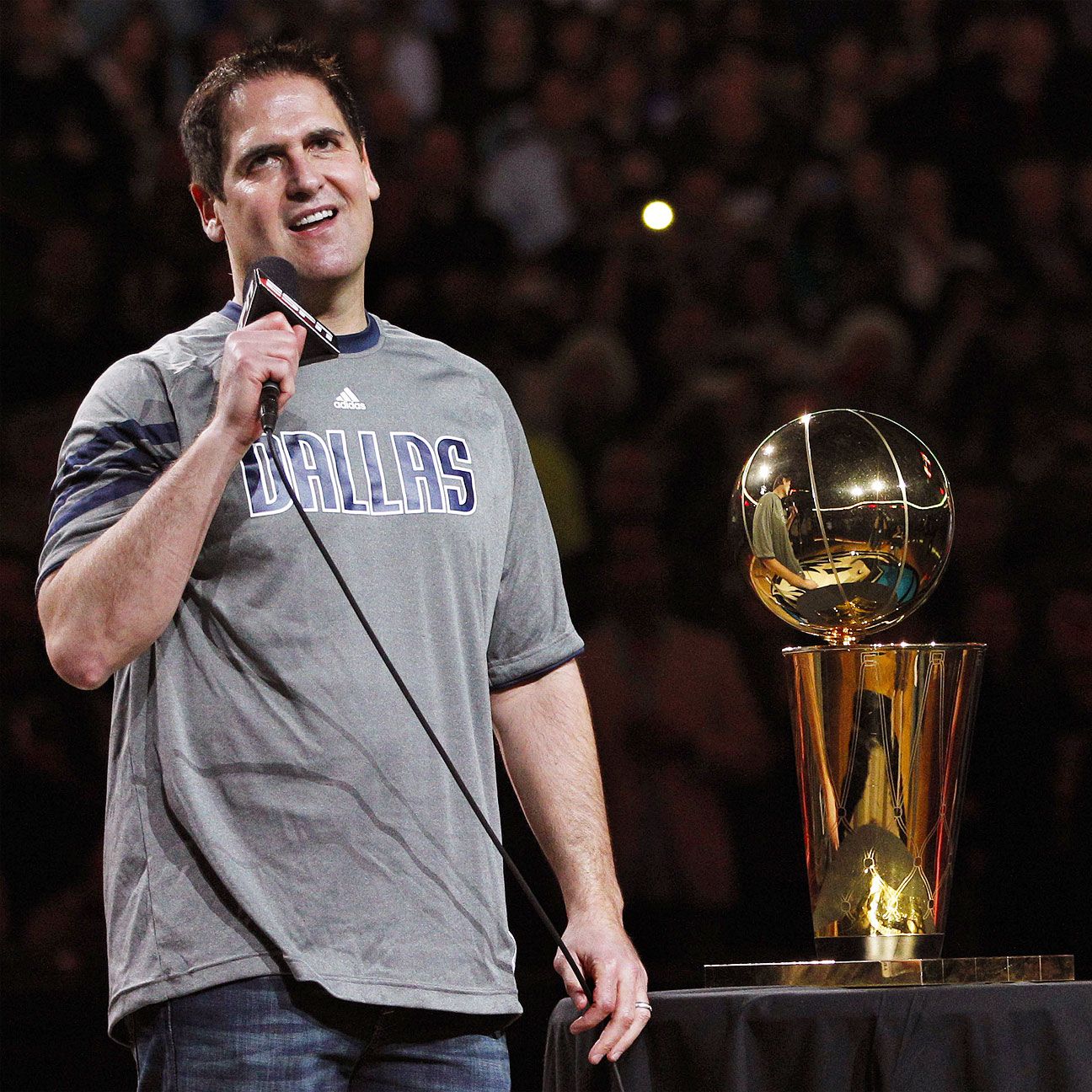 Mark Cuban of Dallas Mavericks wants fine before David Stern exits