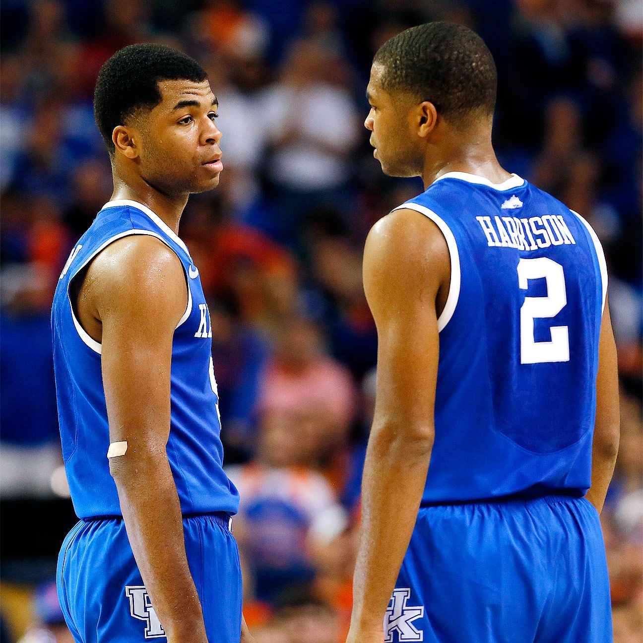Freshman twins Aaron Harrison, Andrew Harrison to stay with Kentucky Wildcats