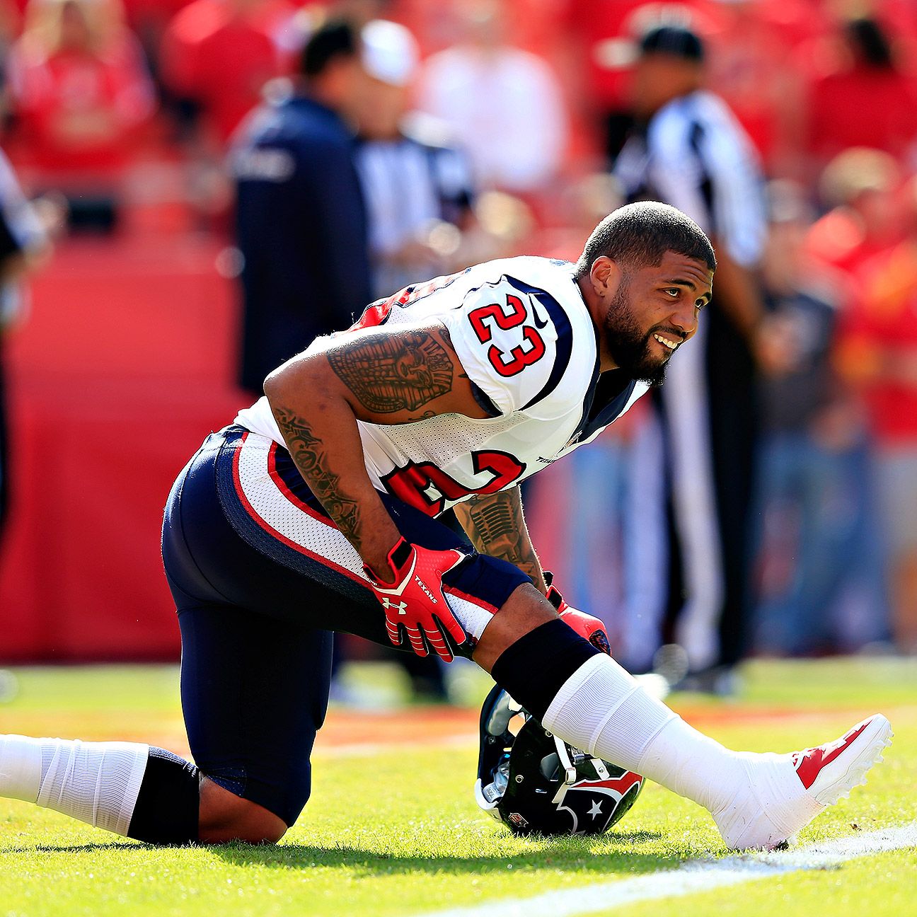 Arian Foster introduces 'the real me' in interview
