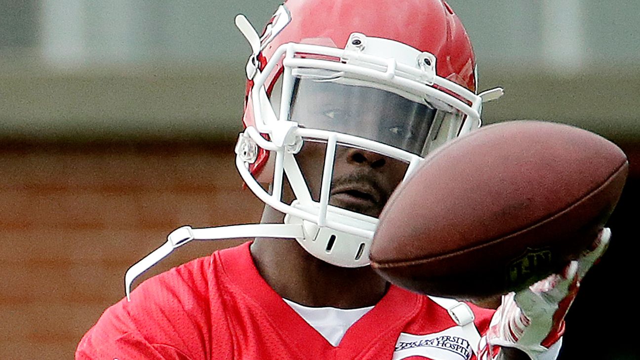 Kansas City Chiefs release WR Da'Rick Rogers