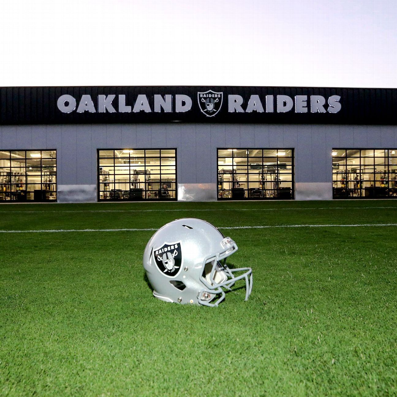 Raiders upgrade safety Carrie to questionable