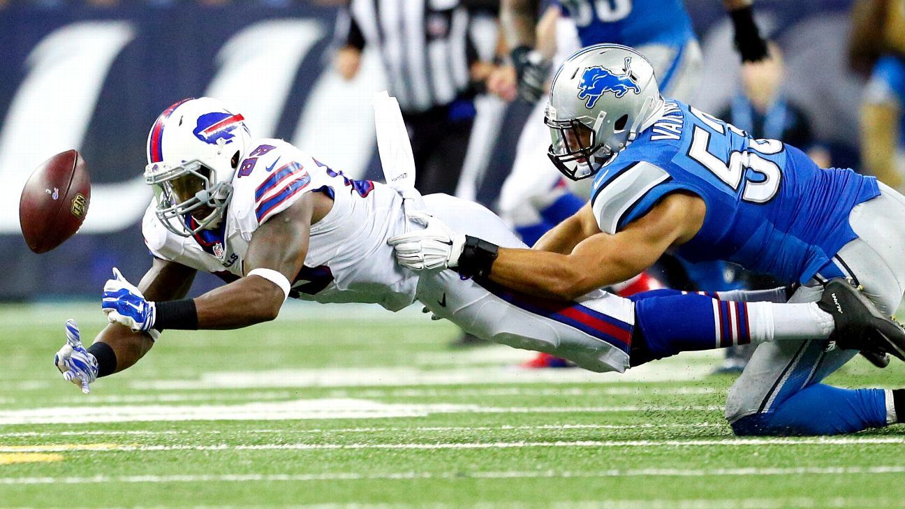 Hall defends hit on Bills' Gragg: NFL says go low