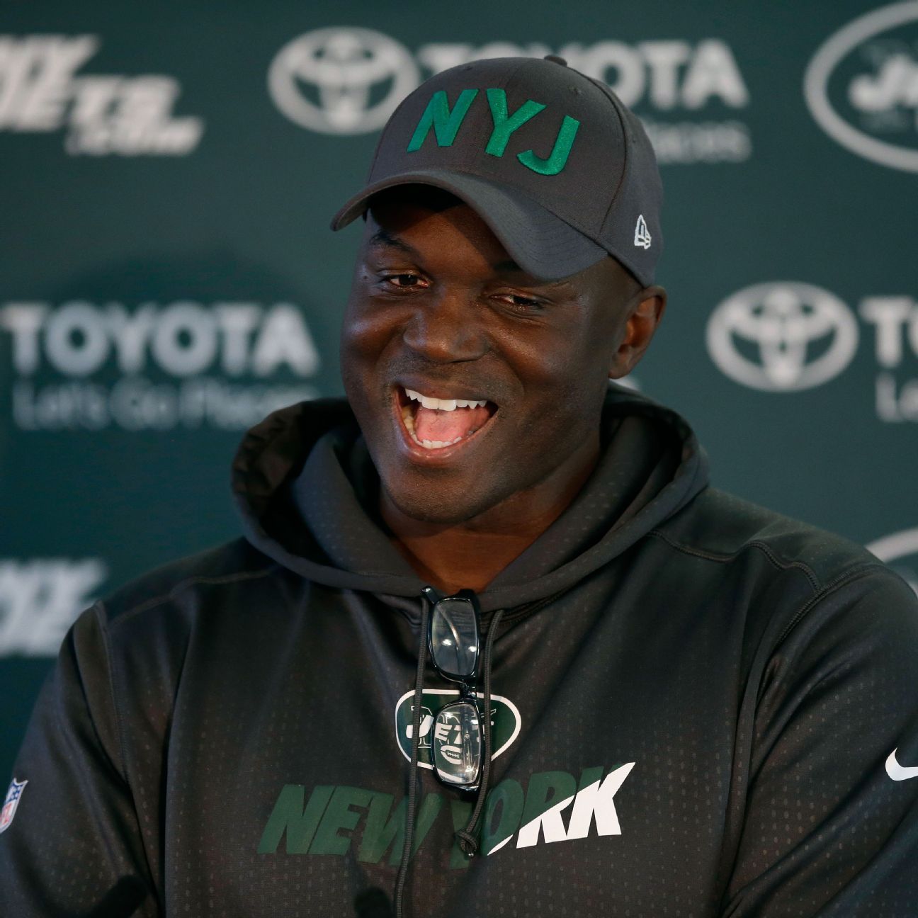 Go ahead, laugh, but Jets believe their travel plan looks good on paper
