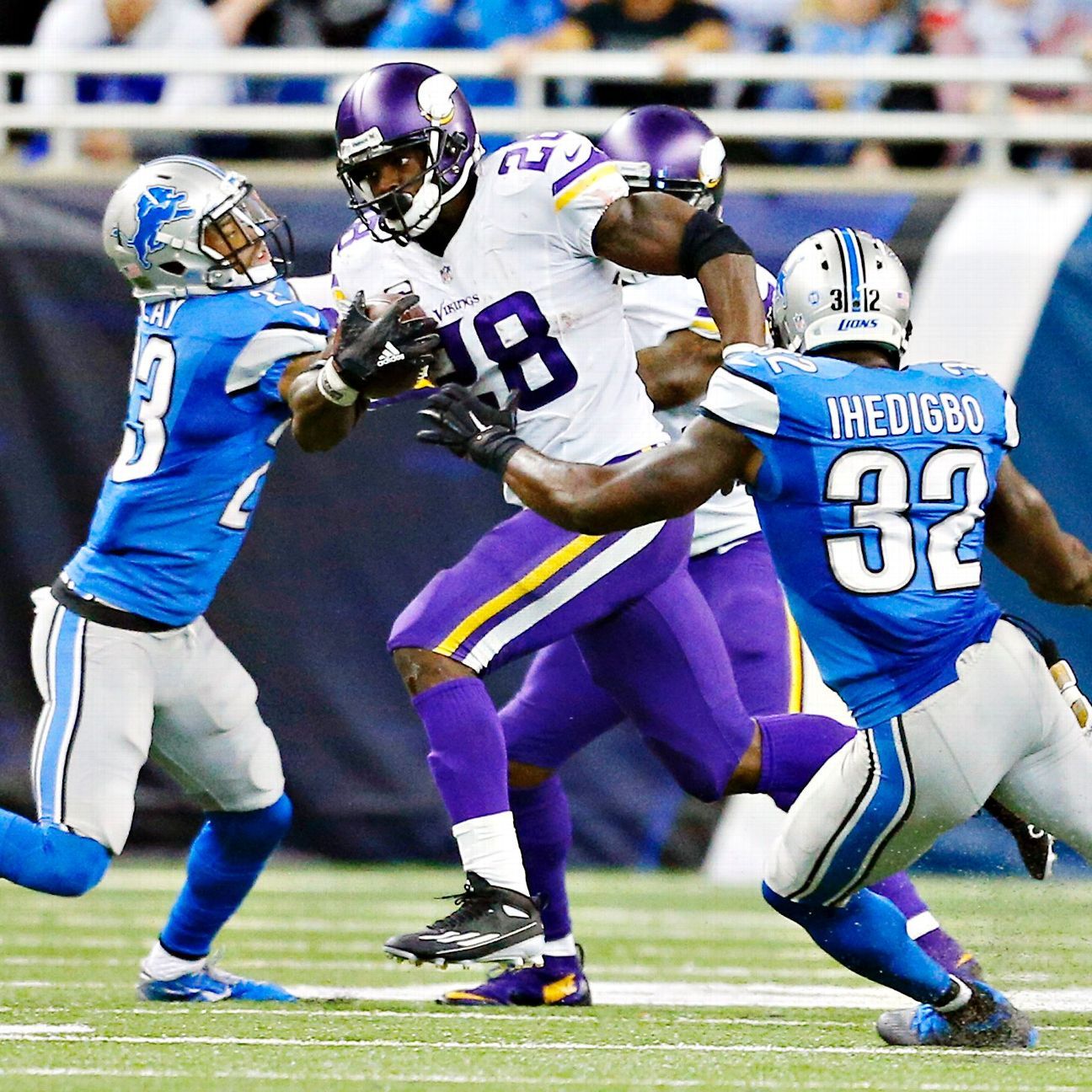 Vikings finding offensive identity during win in Detroit