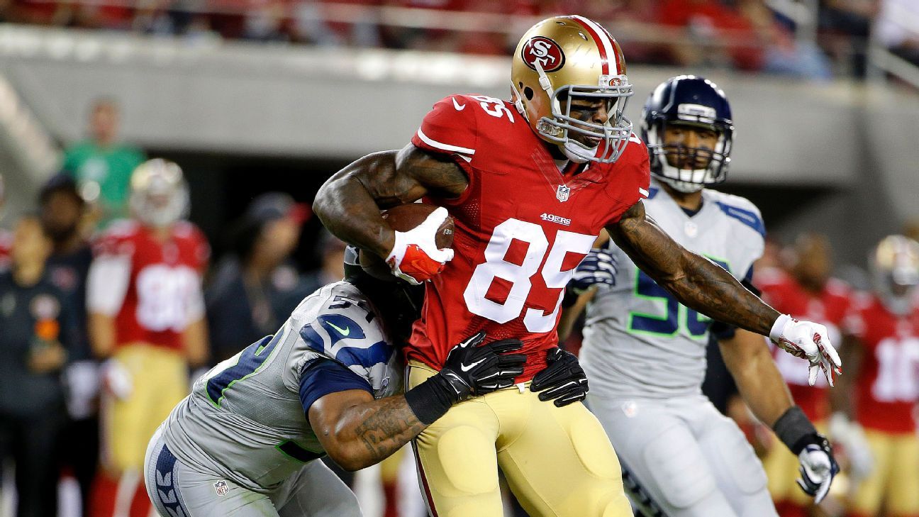 Niners shipping longtime TE Davis to Broncos