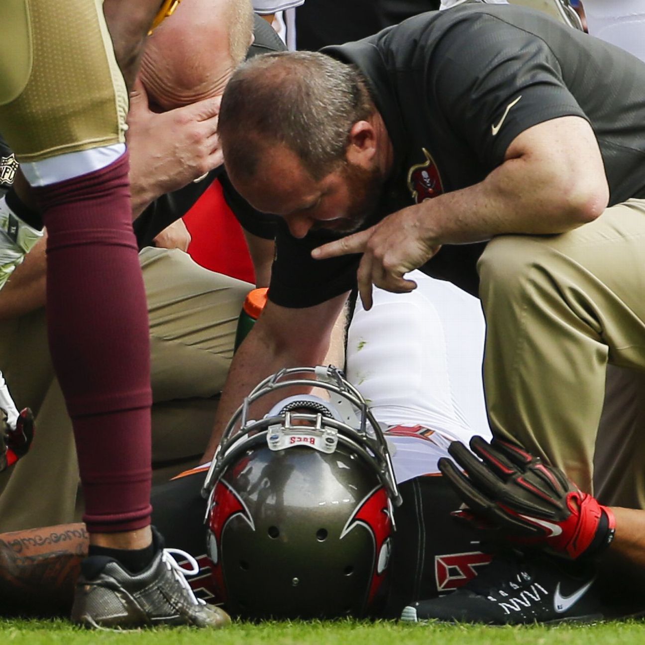 Buccaneers receiver Murphy suffers torn ACL