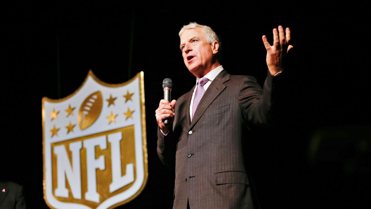 Charger fans urge against move to L.A. at hearing