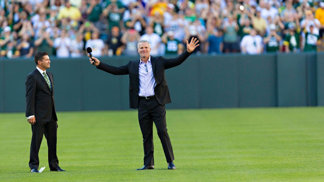 Favre, Owens among Hall of Fame semifinalists