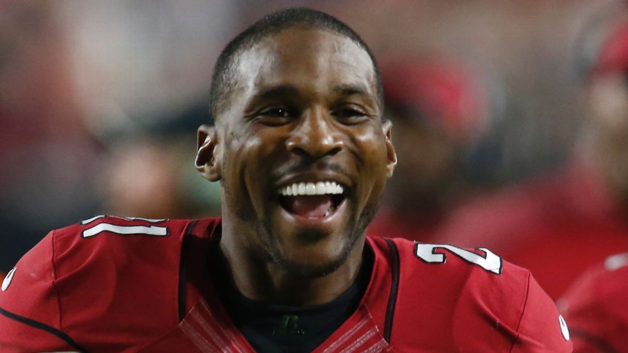 Patrick Peterson arrives at Cardinals training camp in a helicopter