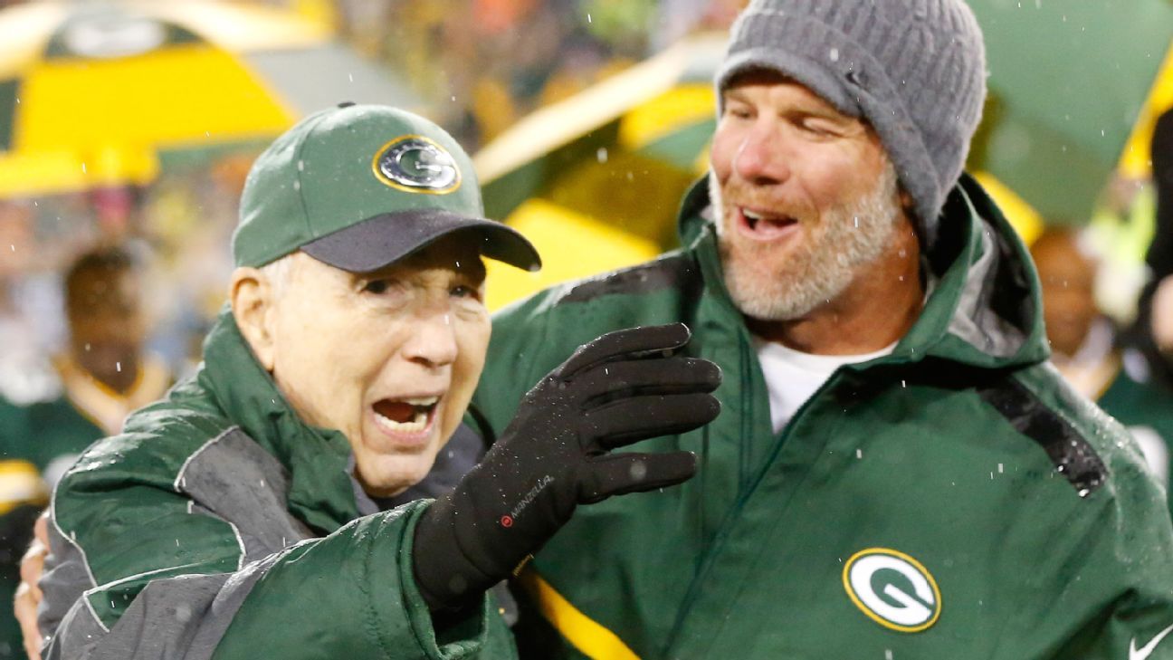 brett favre aaron rodgers stats