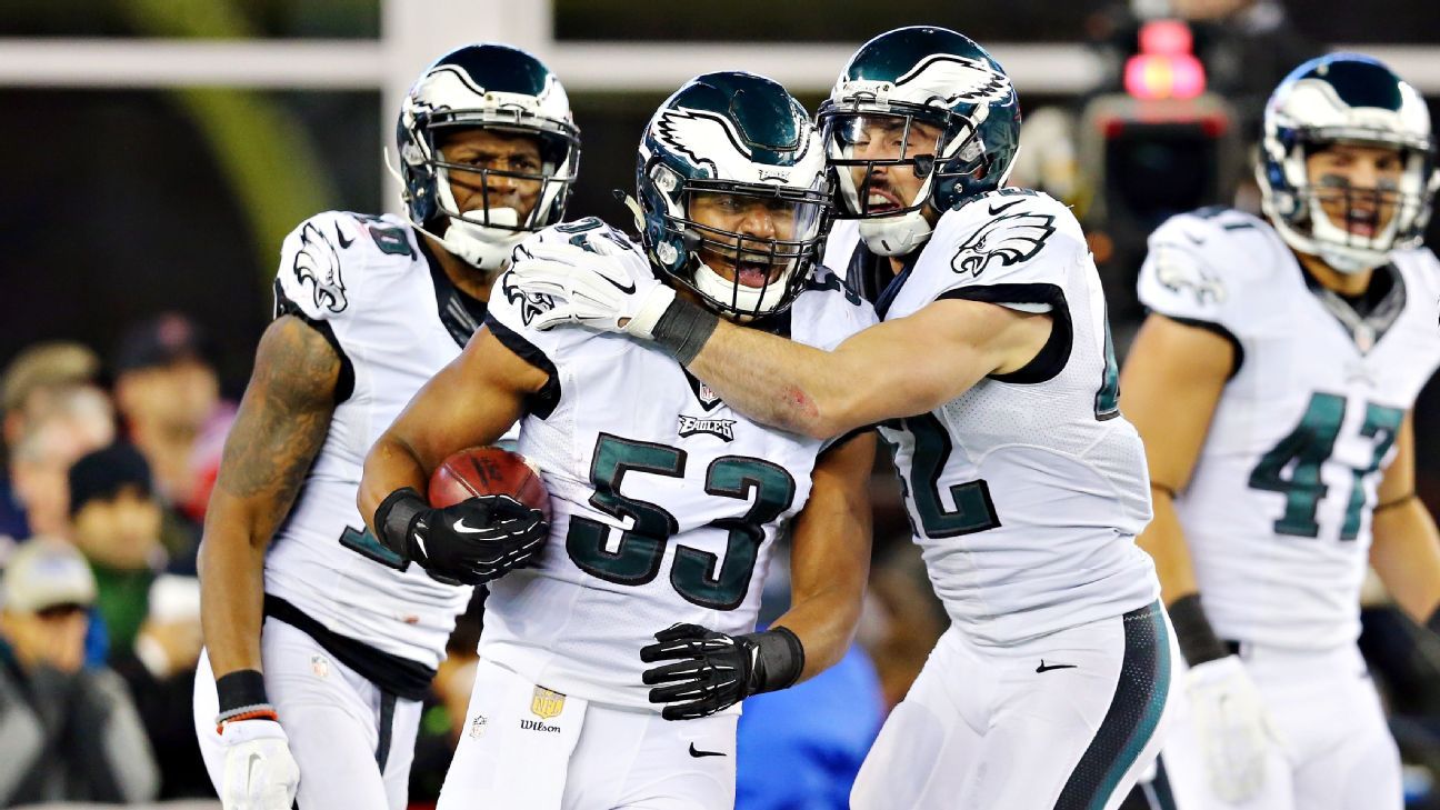 Defense, special teams fuel Eagles' 35-28 upset of Patriots