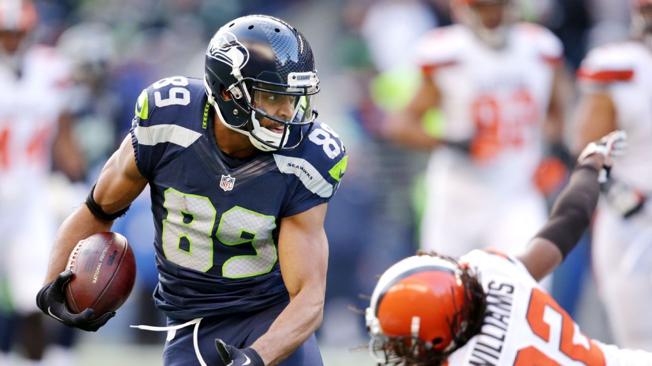Seahawks WR Baldwin active for Rams contest