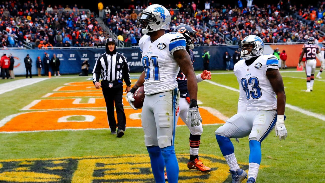 Teammates, including Nate Burleson, praise Calvin Johnson