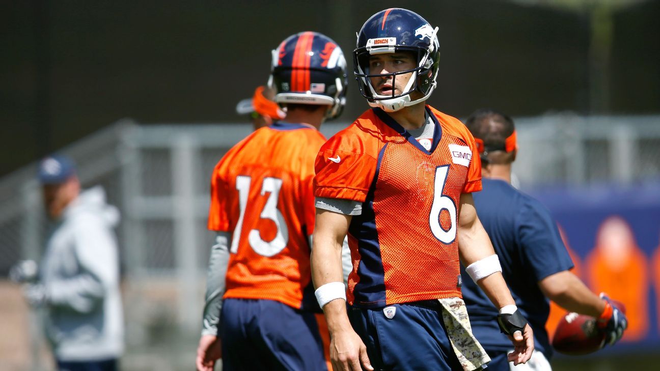 Mark Sanchez: 'There's nothing I'd rather be doing' than playing QB