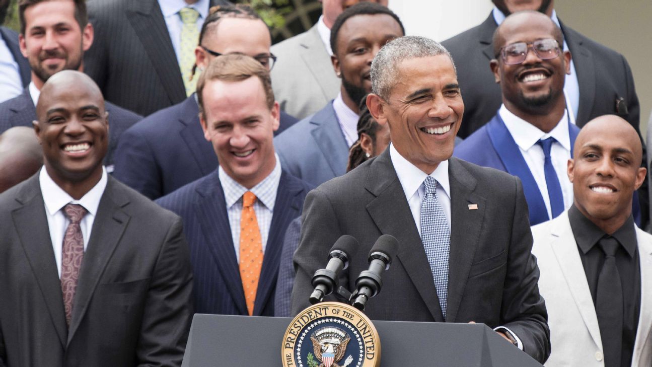 Von Miller poses with DeMarcus Ware, Peyton Manning outside White House