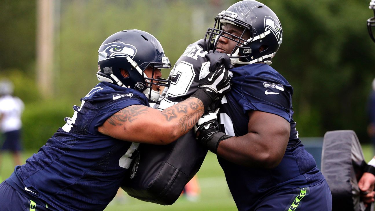 Germain Ifedi, Michael Bennett mix it up at Seattle Seahawks practice