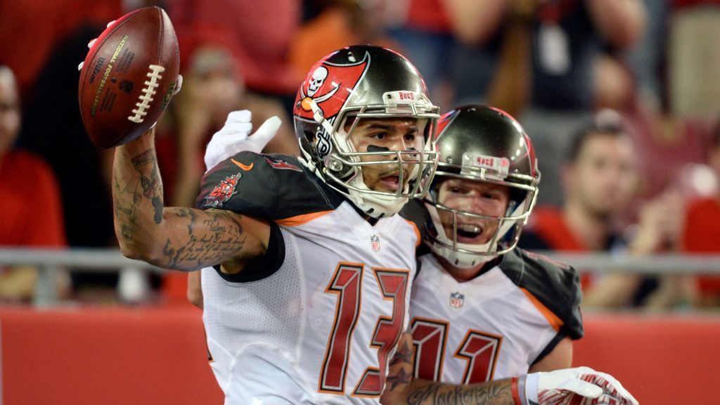 Bucs WR Evans cleared from concussion protocol