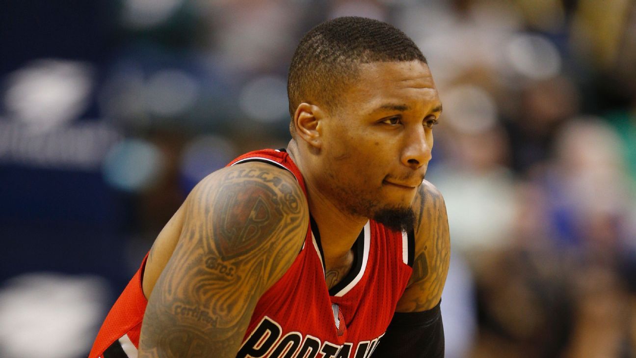 Damian Lillard calls out Portland Trail Blazers in locker room after blowout loss to Golden State Warriors