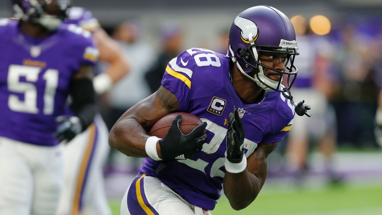 With Saints, Peterson gets $1 million for a 1,500-yard season