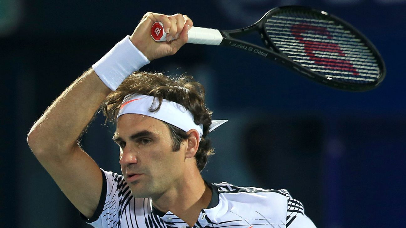 Roger Federer eases into final four by beating Florian Mayer in Halle - ESPN
