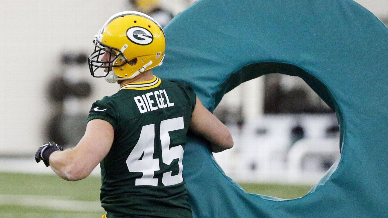 Sources: Packers LB Biegel had foot sugery