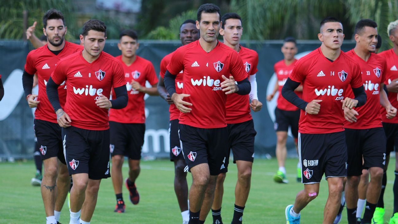 Márquez and Ustari work separately with Atlas.