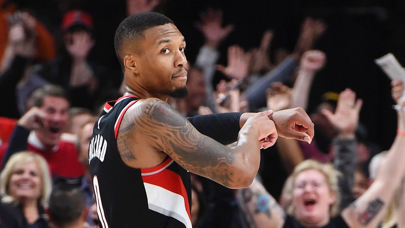 Damian Lillard calls out Chris Paul on garbage time layup