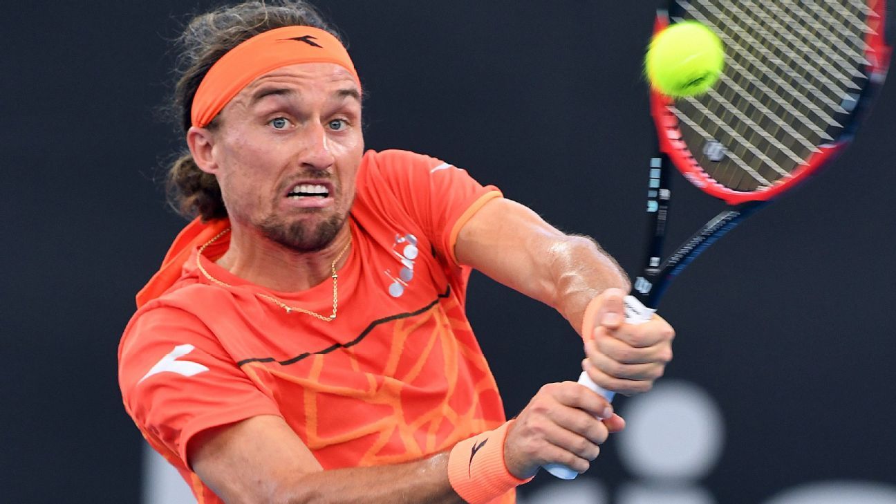 Dolgopolov arrancó con el pie derecho en Sídney