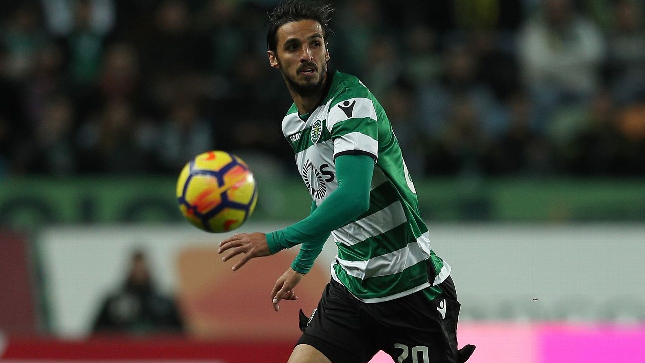 León busca refuerzo; el costarricense Bryan Ruiz es una opción