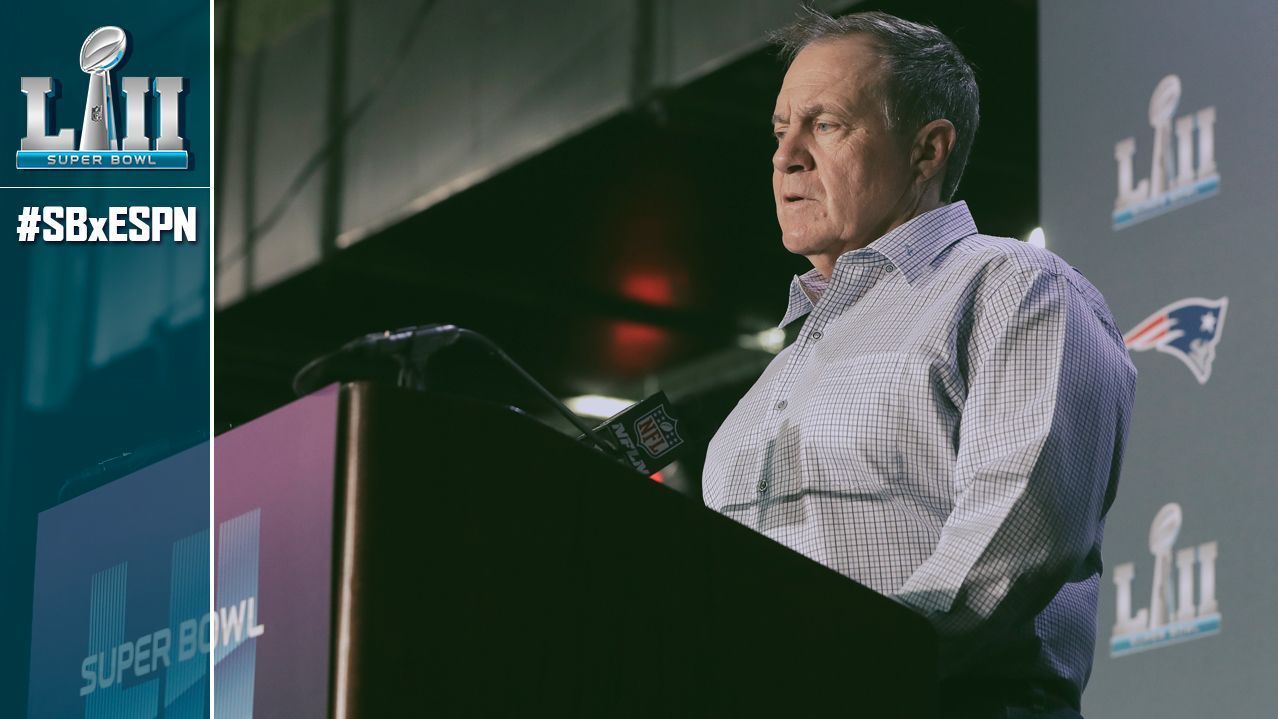 El entrenador en jefe de los New England Patriots, Bill Belichick, no descarta volver a jugar en México