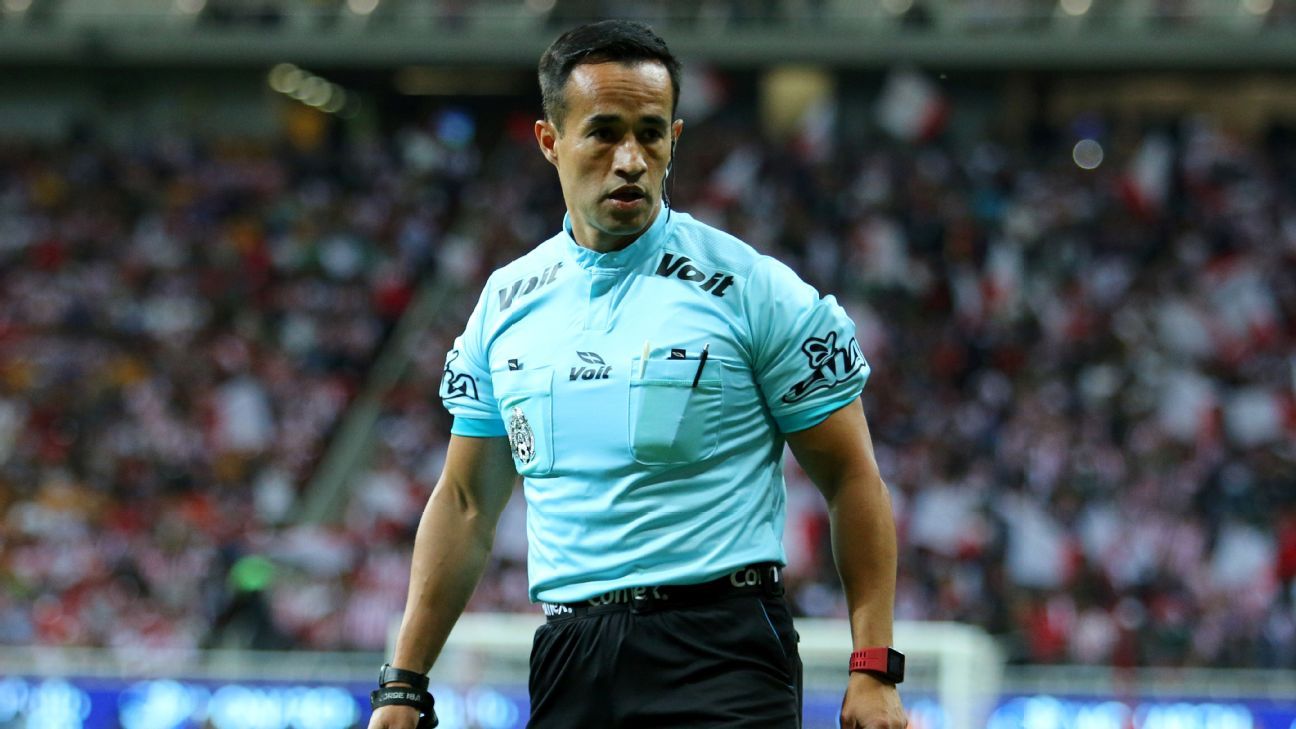 El árbitro Jorge Isaac Rojas anuló un penalti a Xolos frente a Veracruz