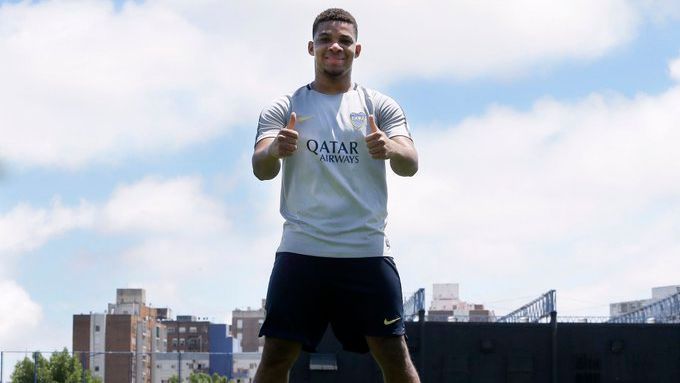 Fabra obtuvo la nacionalidad argentina y liberó un cupo de extranjeros