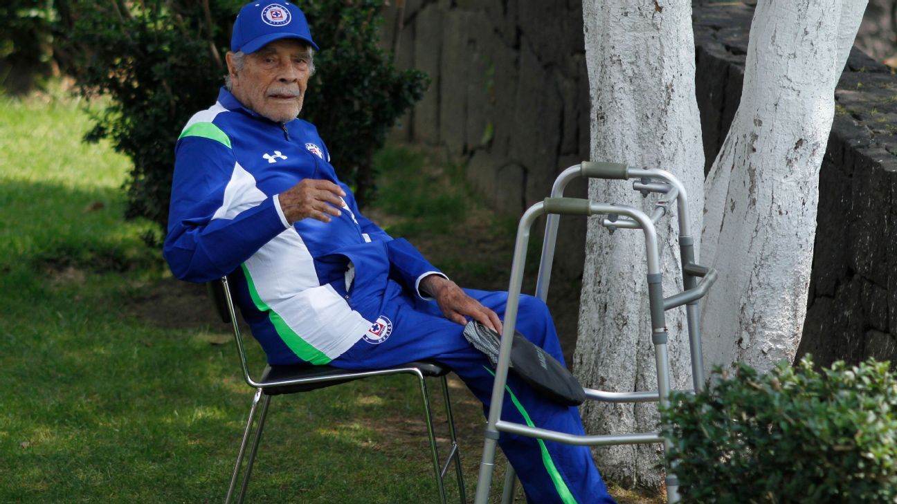 Falleció Nacho Trelles, leyenda de Cruz Azul y del futbol mexicano