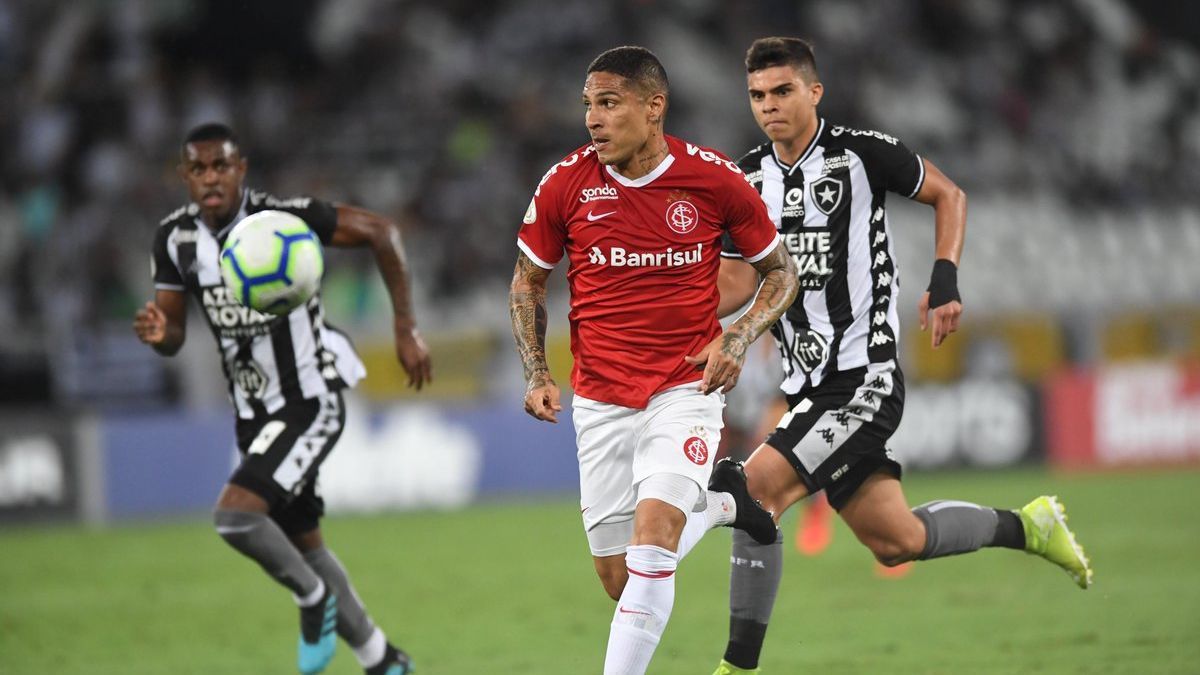 Boca is considering Class A reinforcements, if the money allows it.