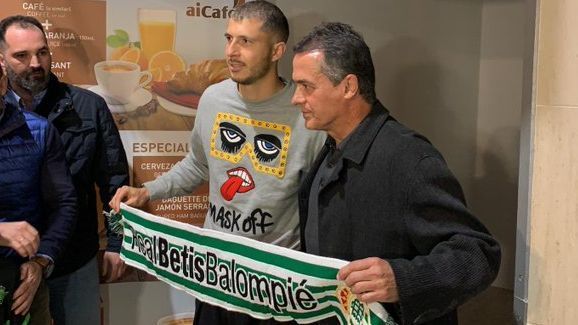 Guido Rodríguez llega a España para firmar con Betis
