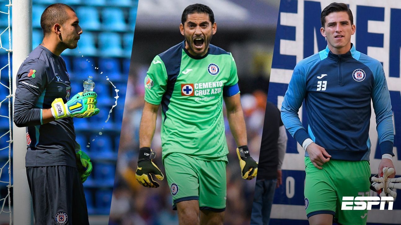 Jair Peláez advises Sebastián Jurado not to lose hope.