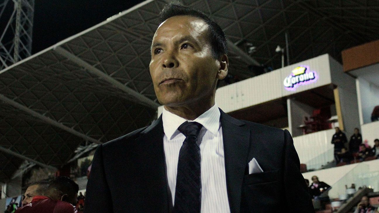 José Guadalupe Cruz niega tener acercamientos con Chivas