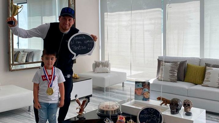 Nicolás Castillo dejó hospital y mostró el emotivo recibimiento en su casa