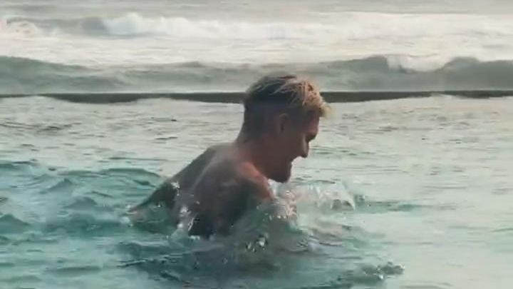 Nicolás Castillo viajó a Acapulco para continuar con su recuperación