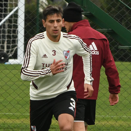 Angileri sufrió una lesión muscular en el amistoso de River ante San Lorenzo