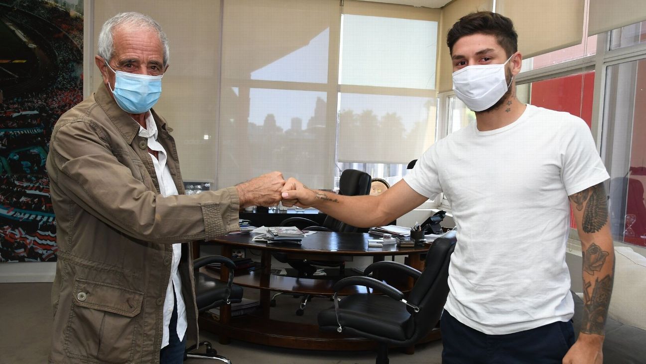 Gonzalo Montiel signed the contract renewal at River.